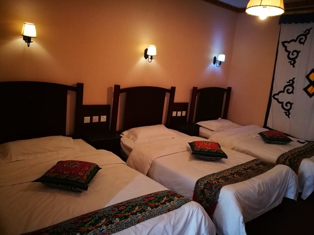 Wo Home Hostel Цзючжайґоу Екстер'єр фото